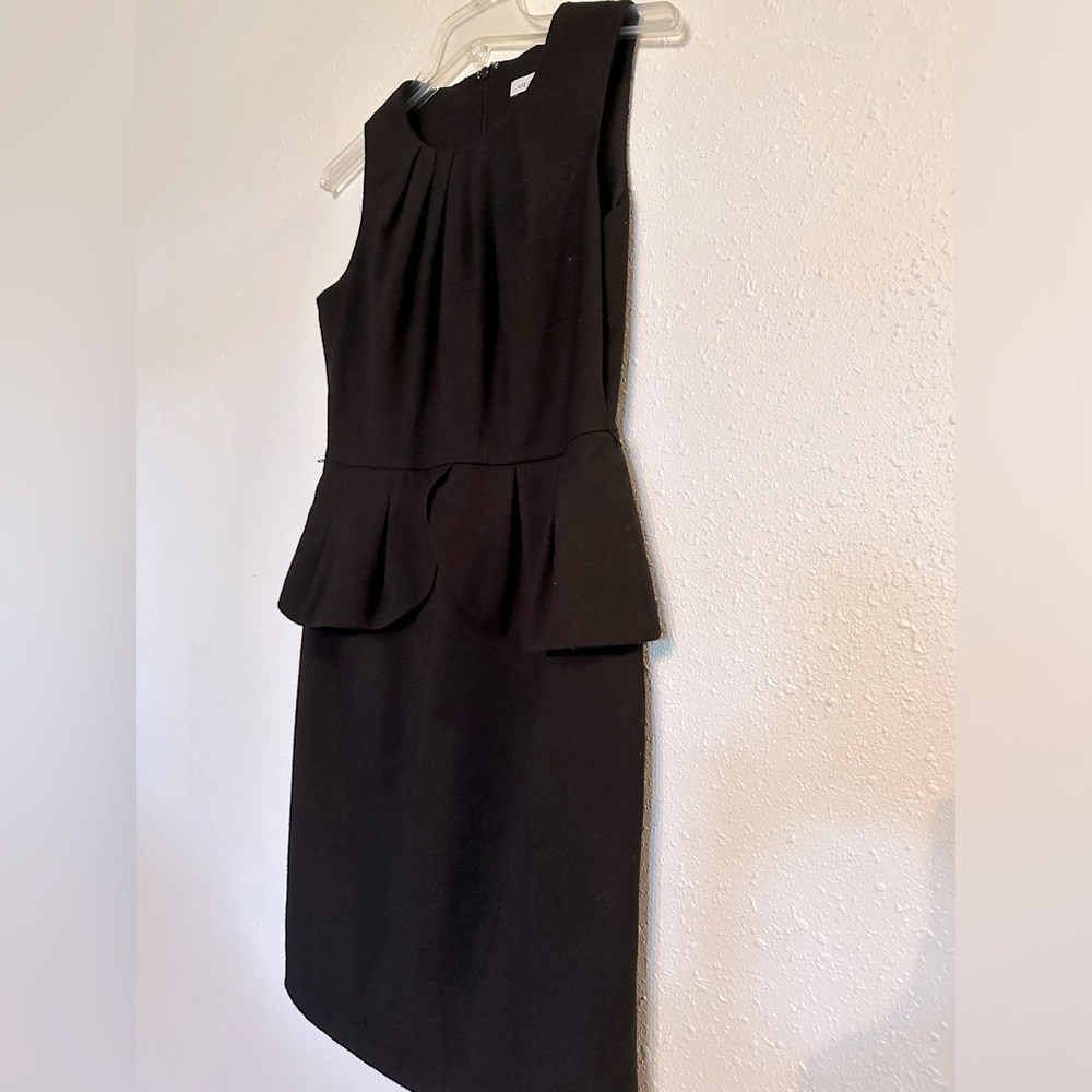 Professional Liz Claiborne Black Dress, size 4. Simple and soft!